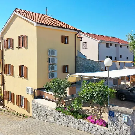 Omanovic Apartment Čižići