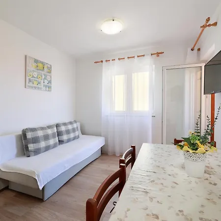 Omanovic Apartment *