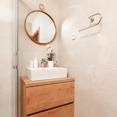 Omanovic Apartament Čižići