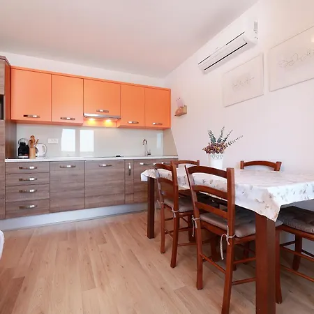 Omanovic Apartment Cizici
