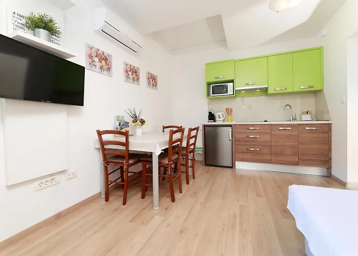 Omanovic Apartamento
