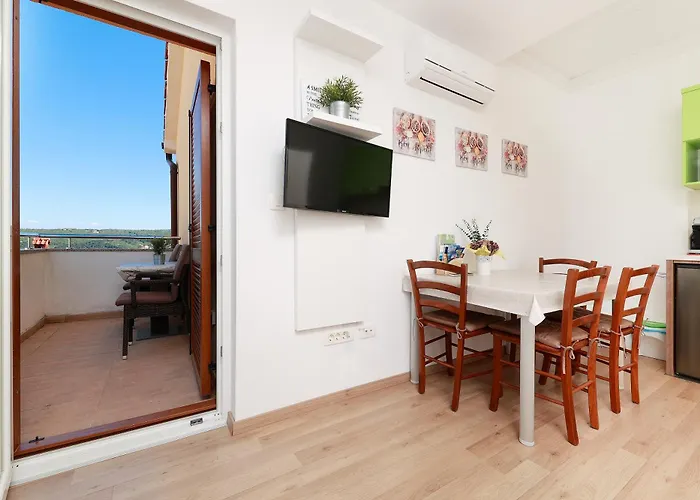 Omanovic Apartamento *