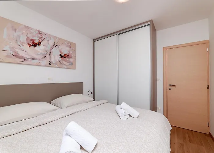 Apartamento Omanovic *