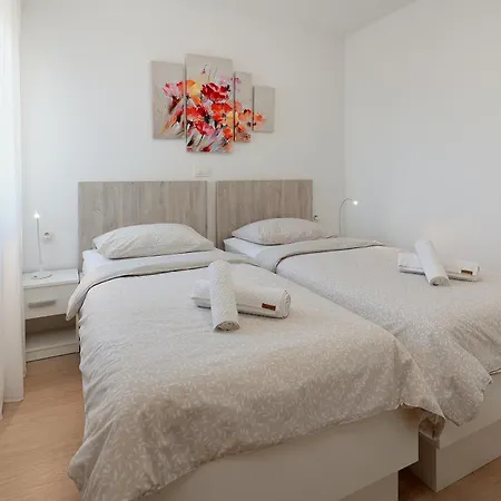 Omanovic Apartment *