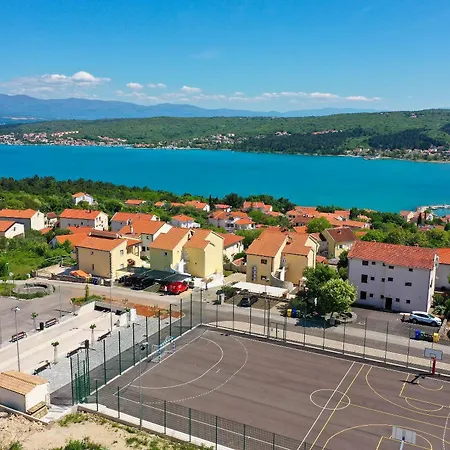 Omanovic Apartment *