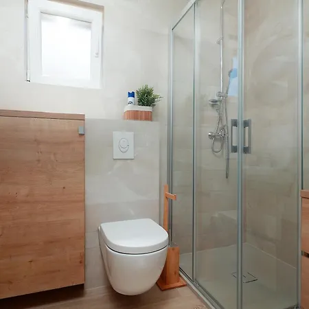 Omanovic Apartment *